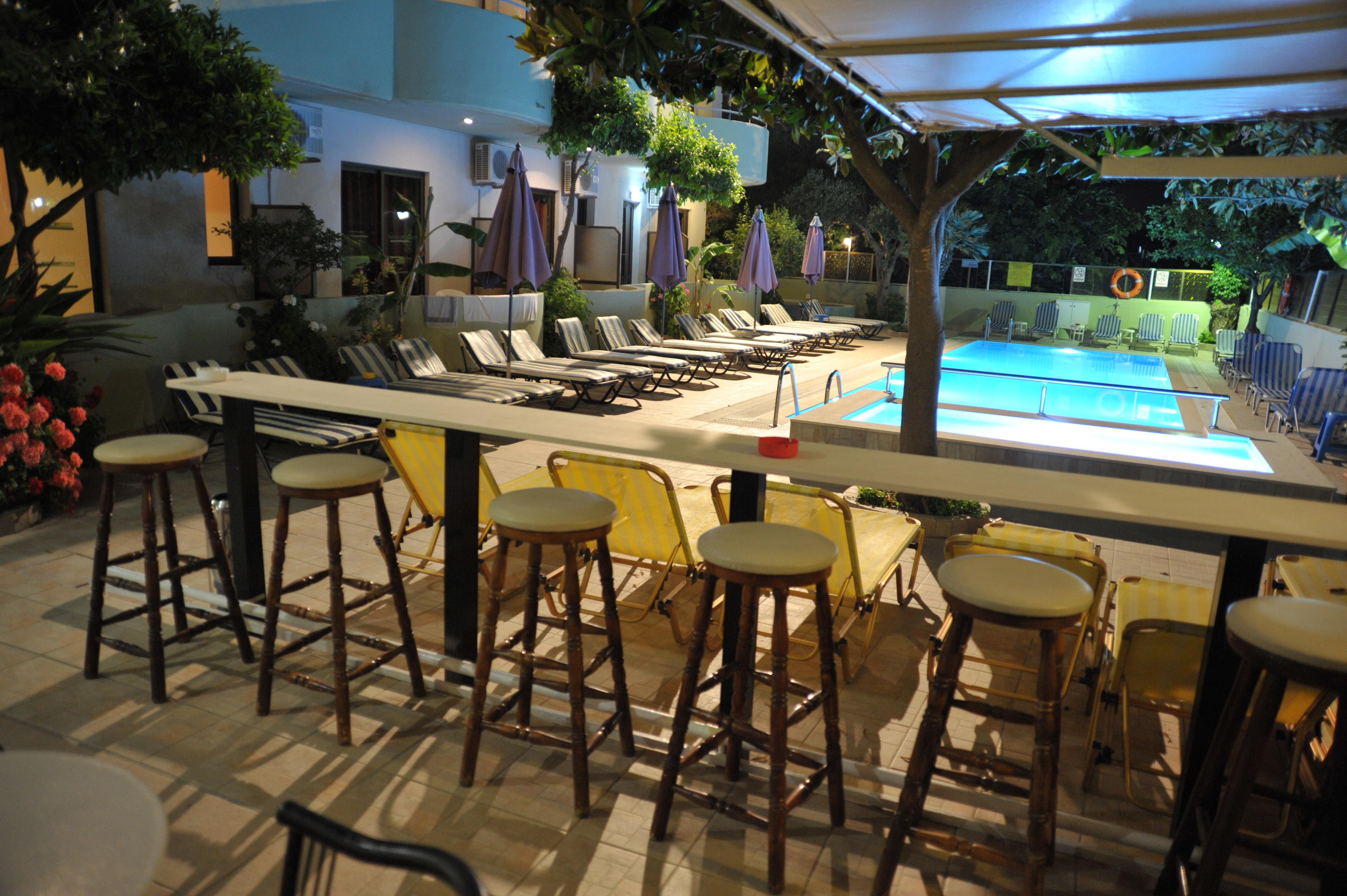 Anseli Hotel Кремасті Екстер'єр фото