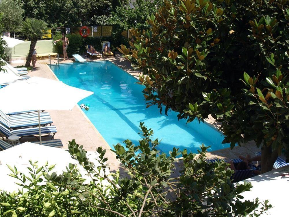 Anseli Hotel Кремасті Екстер'єр фото