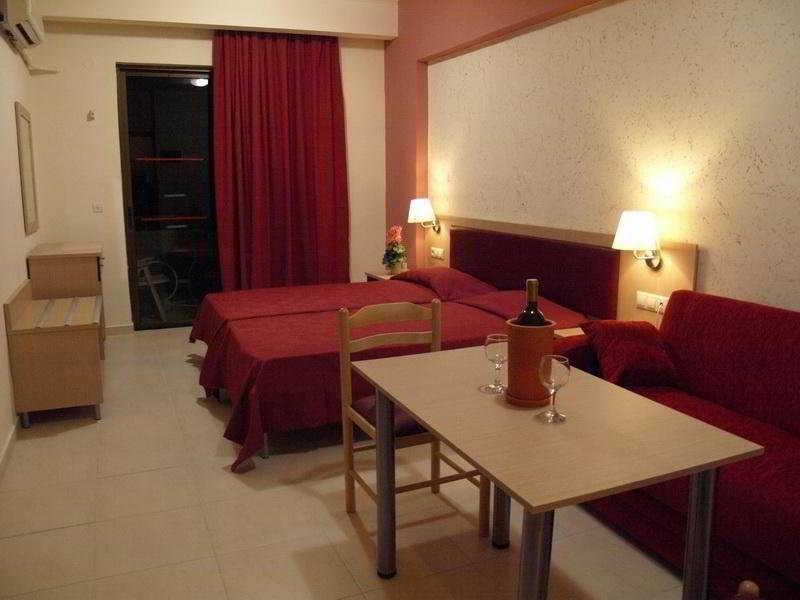 Anseli Hotel Кремасті Екстер'єр фото